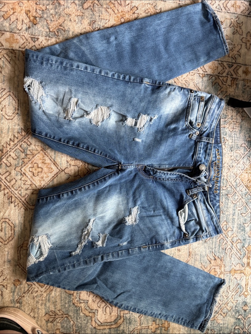 American Eagle Outfitters Light Blue Slim Distressed Jeans